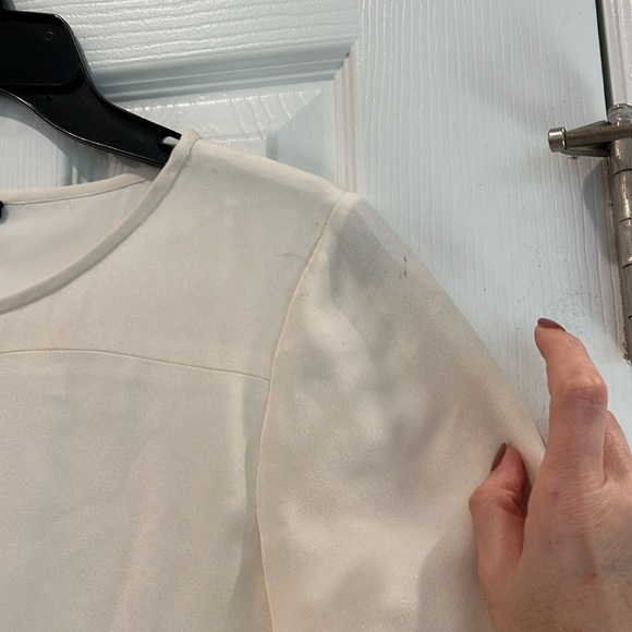 Theory Silk and Lace Sheath Cream Size 2 - Picture 7 of 8